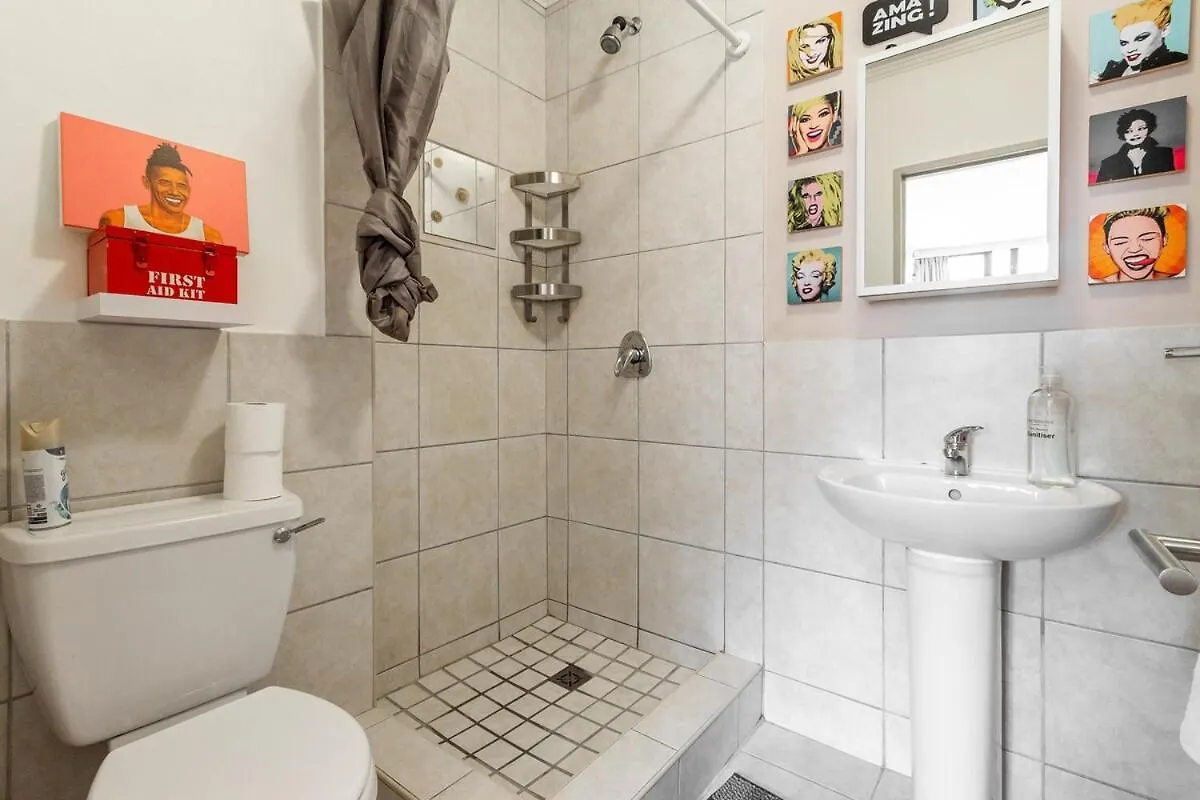 Four Seasons City Studio 8Th Floor W Gym & Pool Cape Town South Africa