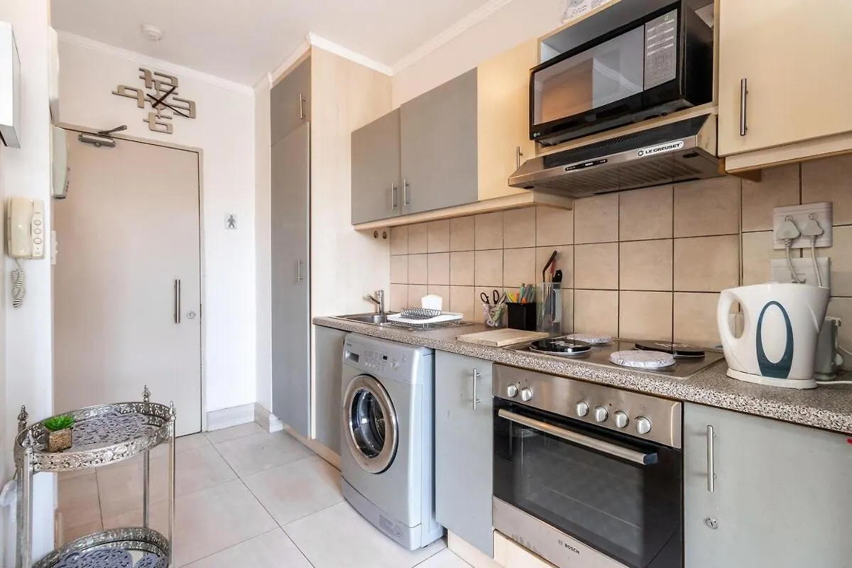 Apartment Four Seasons City Studio 8Th Floor W Gym & Pool Cape Town